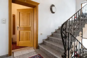 Apartment 'Mayr Drei' with Mountain View, Balcony and Wi-Fi - Image 2