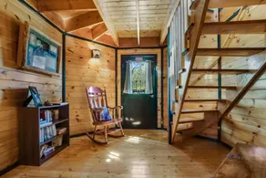 Beautiful private lodge set on 40 acres!!! - Image 2