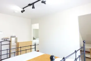 ⭐️Best XL House To Visit NYC-5BR+3Baths+Hot Tub+Parking 5 cars - Image 4