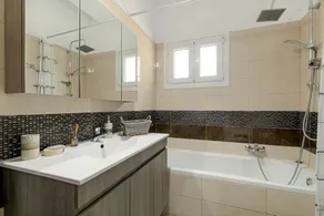 Thomas House - Image 3