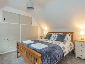 3 bedroom accommodation in Scatwell - Image 4