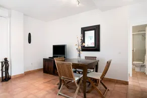 Apartment 'Apartamento Sancti Petri' with Shared Pool, Wi-Fi and Air Conditioning - Image 2