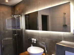 Park View Apartment - Image 3