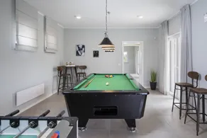 Casa vacacional con sauna, jardín y piscina privada - Image 3