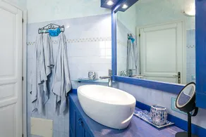 Central Apartment with Garden, Terraces & Wi-Fi Near Beach - Image 4