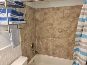 Clean beach style condo on the beach!!! - Image 4