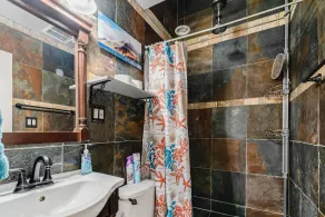 Luxury 4Bedroom Home with Pool, Mini Golf & Movie Theater - Image 2