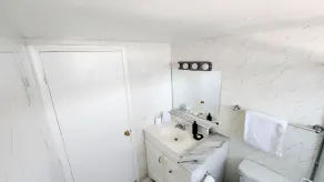 Appartement en bord de baie avec une vue magnifique. - Image 4