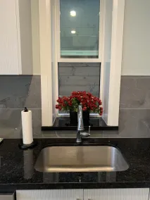 Beachside Vacation Suite in beautiful White Rock, BC, Canada - Image 5