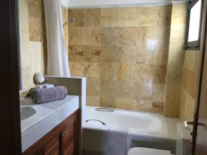 Villa de luxe dominant la mer avec piscine privée chauffée - Image 3