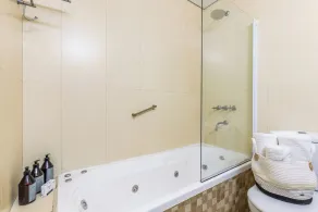 Family Apartment with Puente de la Mujer View in Puerto Madero - Image 4