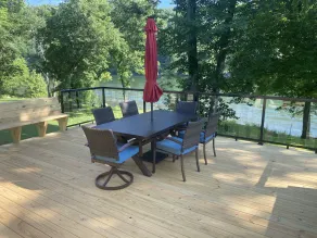 Relax on the enchanting bank of the White River.. - Image 4