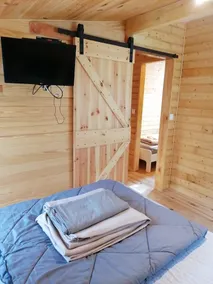 10-seater chalet with private spa. - Image 5