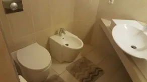 House, From 20 €, 8 per + 2.5Bathrooms. + 1.5km on the beach, Entire home rental - Image 3