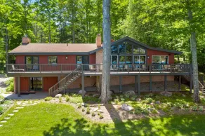 Beautiful Walloon Lake home near Boyne City!! - Image 5