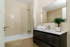 Dja- Modern 2 Bedroom Apartment Close To Beach - Image 2
