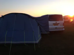 Pembs Campervan. Awesome VW Campervan til leje - Image 5