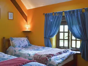 5 bedroom accommodation in Three Cocks, near Hay-on-Wye - Image 3
