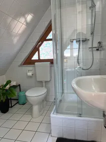 Dream location Mönchgut, Rügen, thatched vacation home surrounded by the sea - Image 3
