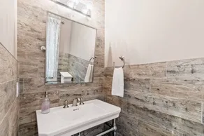 Perfect Sag Harbor - Image 4