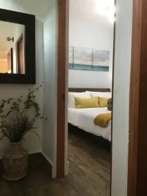 On the beach Villa; free parking, walk to restaurants, minutes from the airport - Image 4