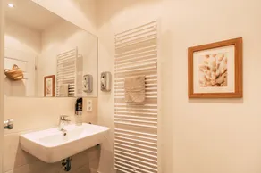*Boho* 2-room apartment with a kitchen, dining area, and balcony - Luga Homes - Townhouse - Image 3