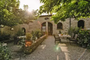 Gorgeous Apatment With Pool - Image 4