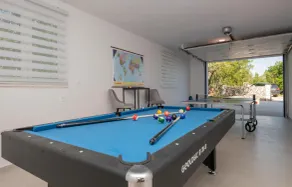 Awesome Home In Veliki Brocanac - Image 2