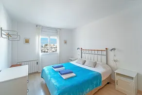 WELCS APARTAMENTO 153 EMP con vistas al puerto - Image 4