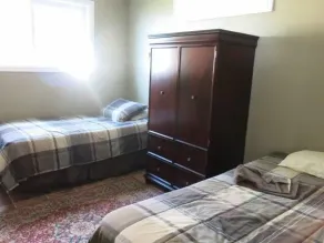 Courtenay Walk-On Oceanfront Cottage (A) at Udina Bay Vancouver Island - Image 4