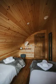 Daisy -  a glamping pod that sleeps 4 guests  in 2 bedrooms - Image 2