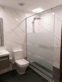 Deluxe Studio King - 5 min away from Airport - Image 4
