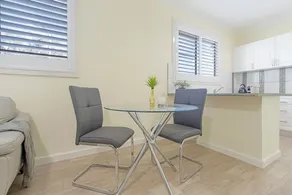 Four5s Luxury Retreat - Image 3