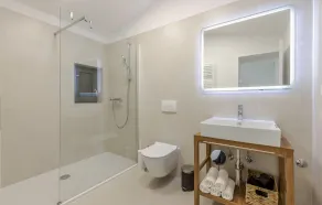 Gorgeous Home In Glavani - Image 2