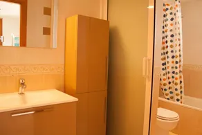 PENTHOUSE AVEC TERRASSES, PISCINE COMMUNAUTAIRE ET PARKING - Image 2
