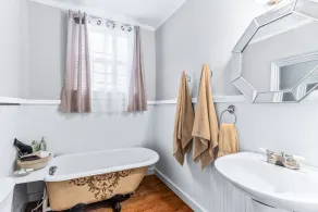 1880's Cozy Cottage, close to Historical Downtown. Sleeps up to 6 3B3B-pets OK - Image 4