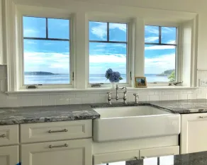 Ganzjährig neues Haus am Meer an der Spitze von Potts Pt. Privater Strand. - Image 3