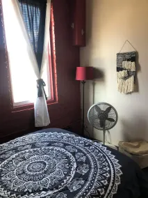 Awesome Downtown Gypsy loft next to  popular Venue SW of Lansing. - Image 5