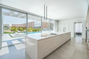 Danielle suite boutick - Image 4