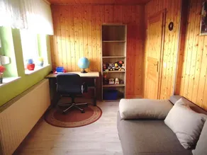 Apartment in quiet location - Image 2