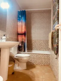 Spacious 3 bed/2 bath house, on a gated complex, Fibre Wifi. Two communal pools. - Image 2
