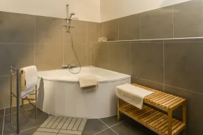 Construcción antigua, piscina privada, Provenza, Cévennes, a 30 km de Uzès y Aviñón - Image 3