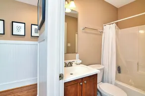 Beautiful, Waterfront Home -- Perfect for Large Families and Groups! - Image 4