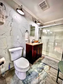 #NoCleaningFee! Pool Table, Hot tub, fireplace overlooking Wreck Island Creek - Image 5