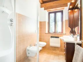 Agriturismo in the Appenines with Covered Swimming Pool & Hot Tub - Image 5