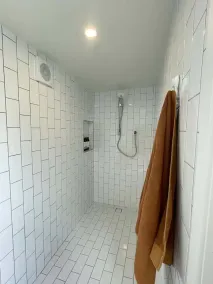 The Ultimate Beach House - Magnesium pool, close to beach and shops - Image 3