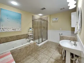 Banana Bay Townhome 6075 | Pet-Friendly, Short Drive to Beach, On-Site Amenities - Image 2