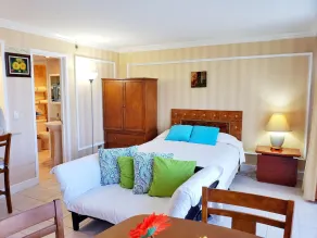 21st Floor Renovated Studio with 2 Queen Beds & NO resort fee - Image 5
