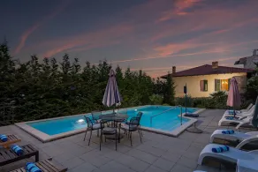 Rustic Villa Okra With Pool - Image 3