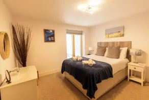 Luxury apartment with beautiful sea views.  Private parking, lift and hot tub. - Image 5